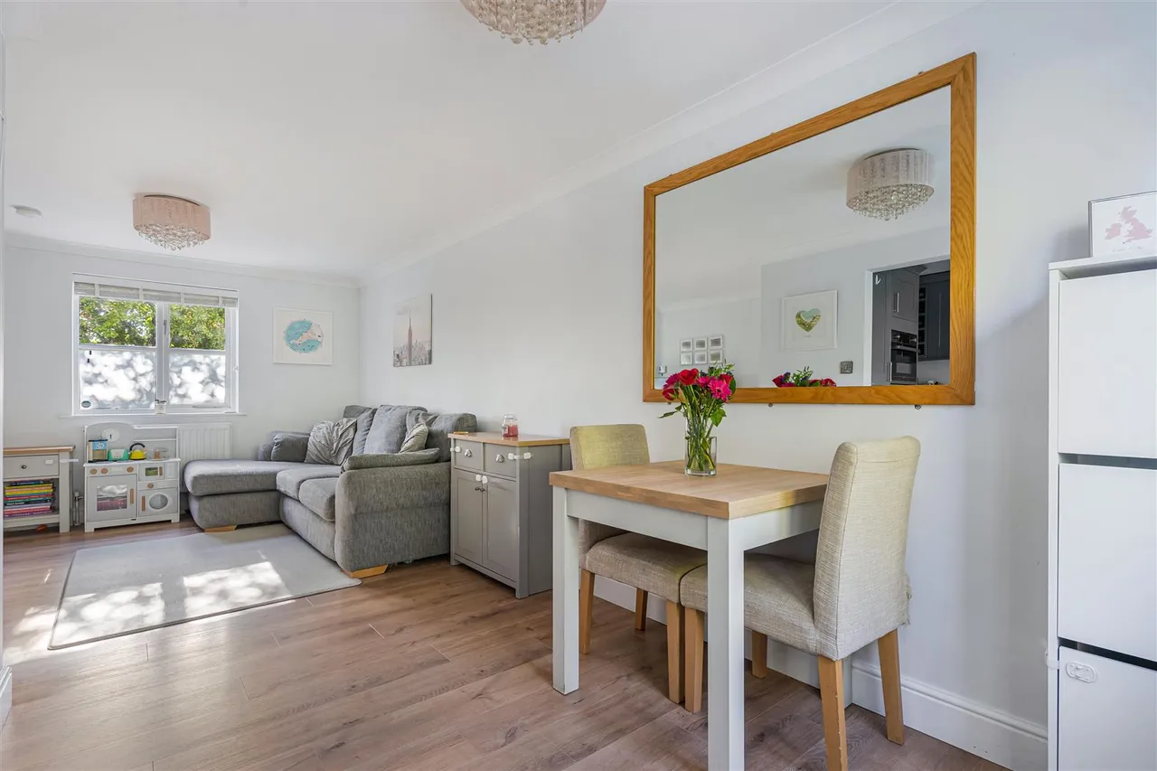 Meadow Lane, Linton, CB21, photo 4