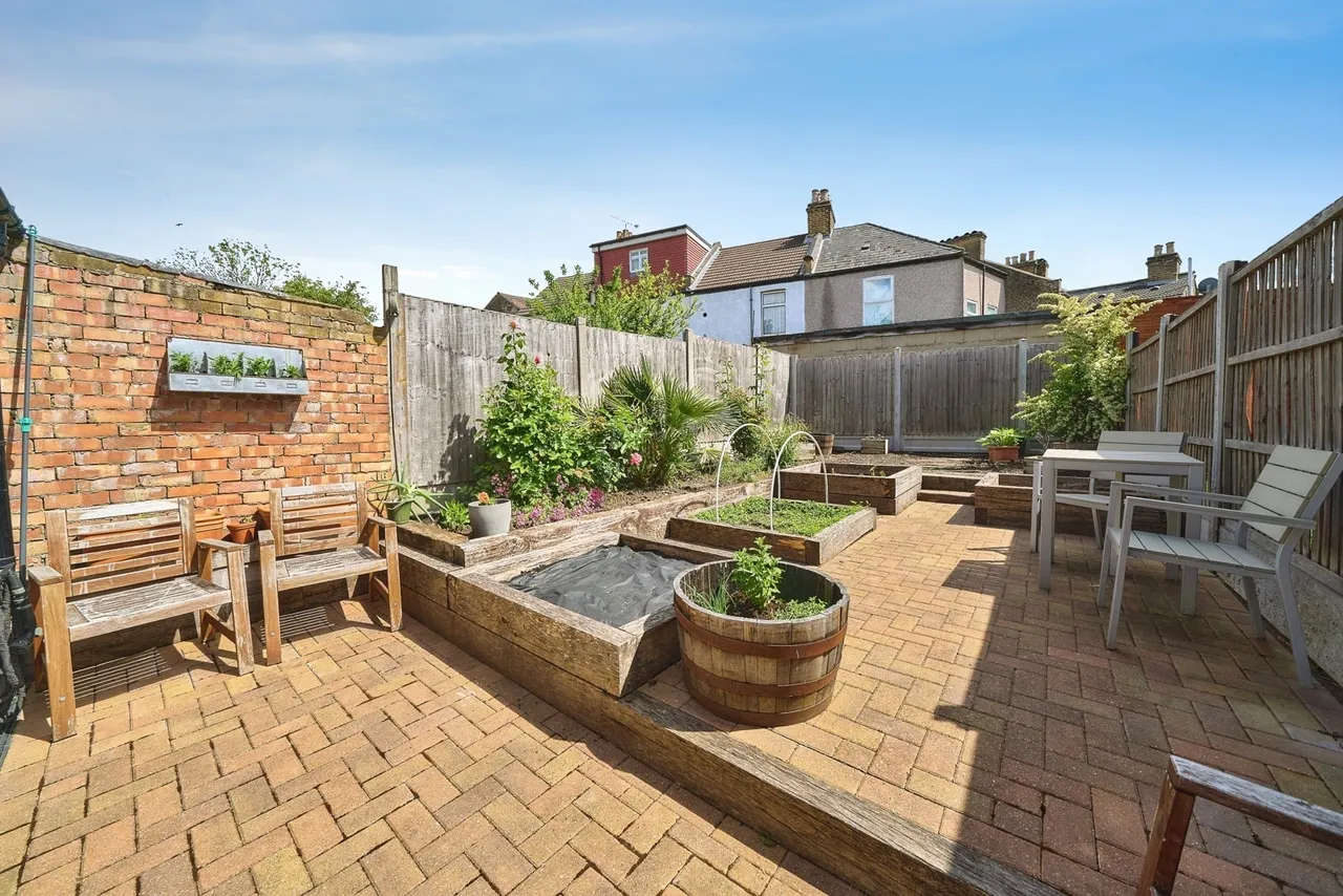 Devonshire Close, LONDON, London, E15, photo 14