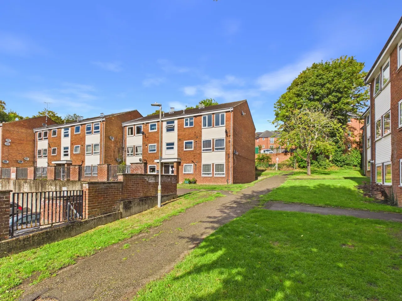 2 bed gordon road, chesham, buckinghamshire,hp5 for sale, Chesham, Buckinghamshire
