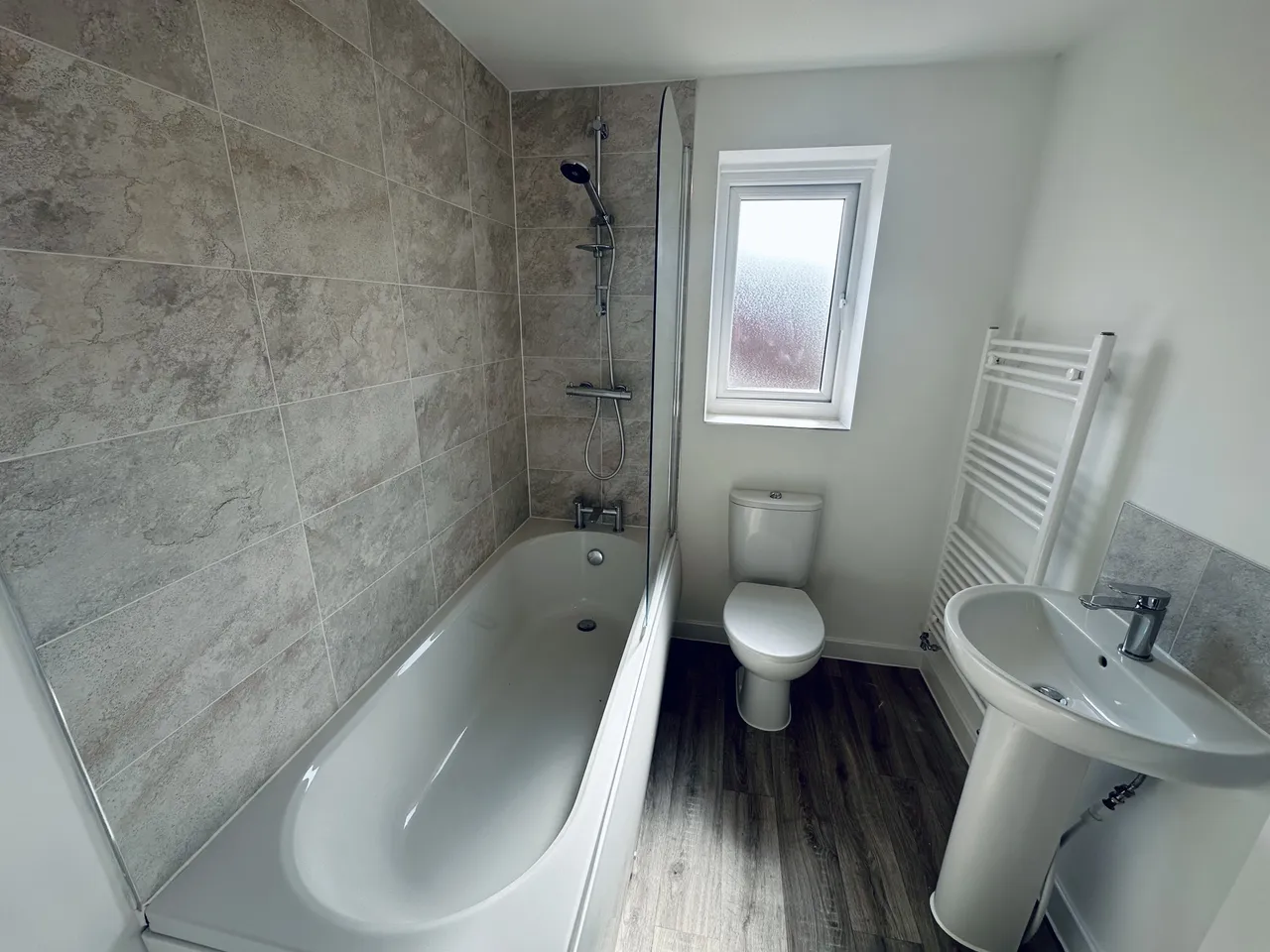 Glasshouse Road, ST5, photo 10