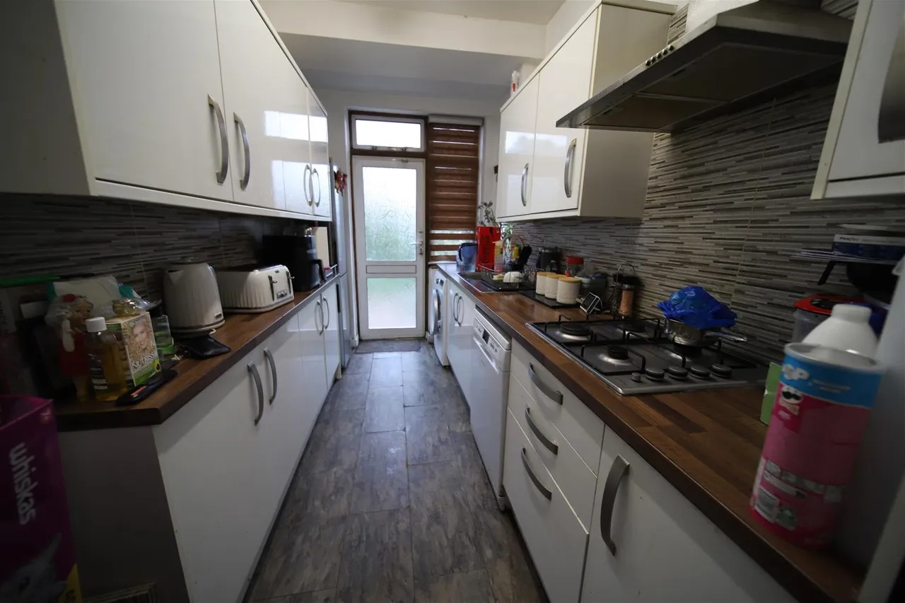 Stirling Road, London N22 5BP, photo 5
