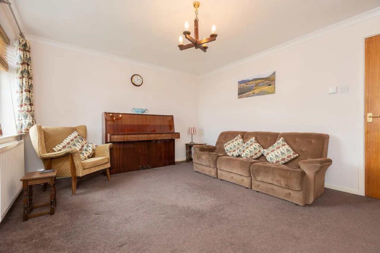 Maple Drive, Chellaston, DE73, photo 2