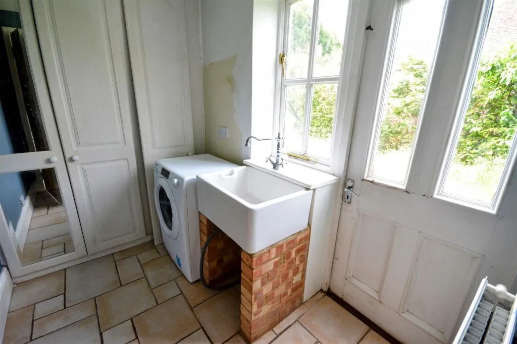 Lakehurst Road, Epsom, KT19, photo 6