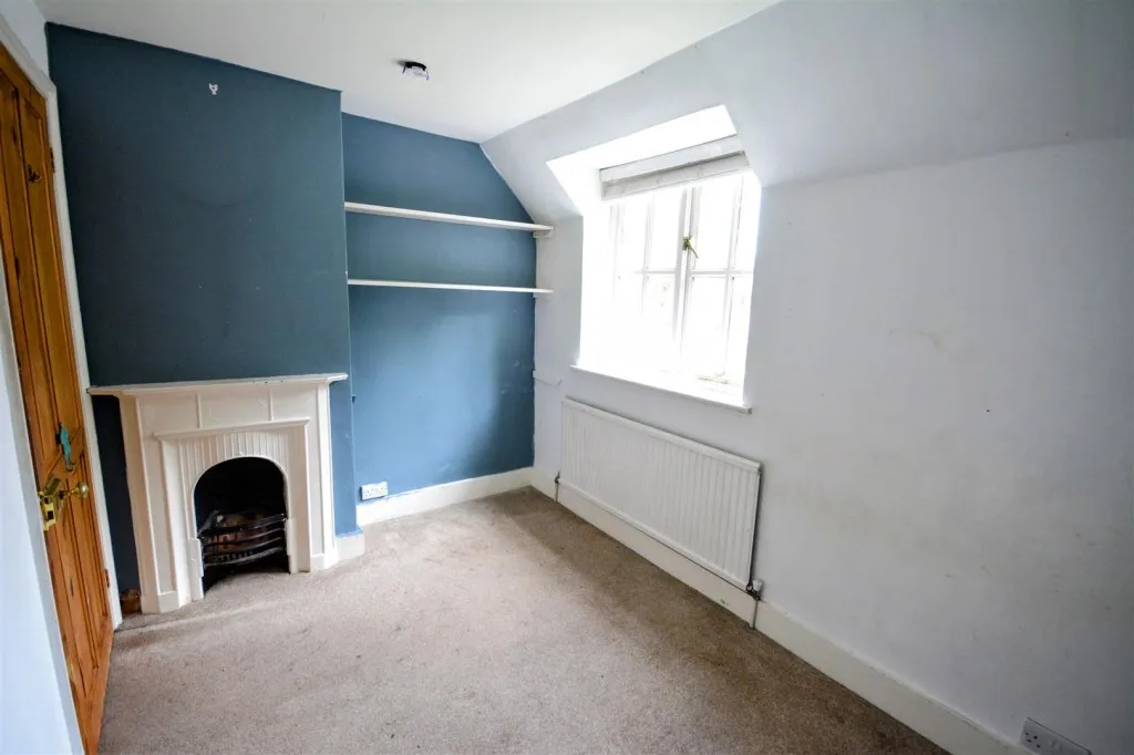 Lakehurst Road, Epsom, KT19, photo 10
