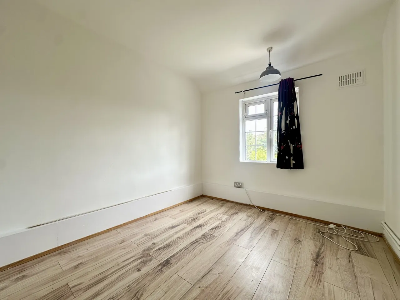 Kingsholm Gardens, Eltham, SE9 6LB, photo 4