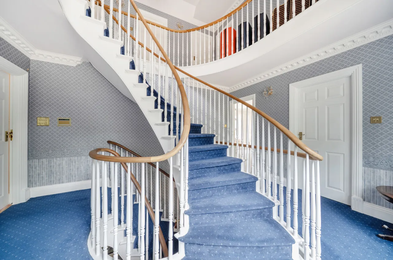 Upper Chobham Road, Camberley, Surrey, GU15 1EU, photo 7