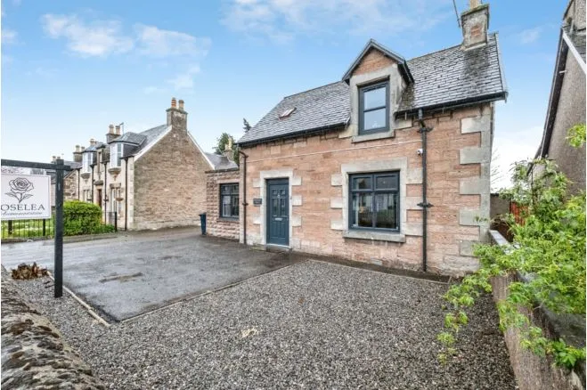 3 bed house for sale — Glenurquhart Road, Inverness