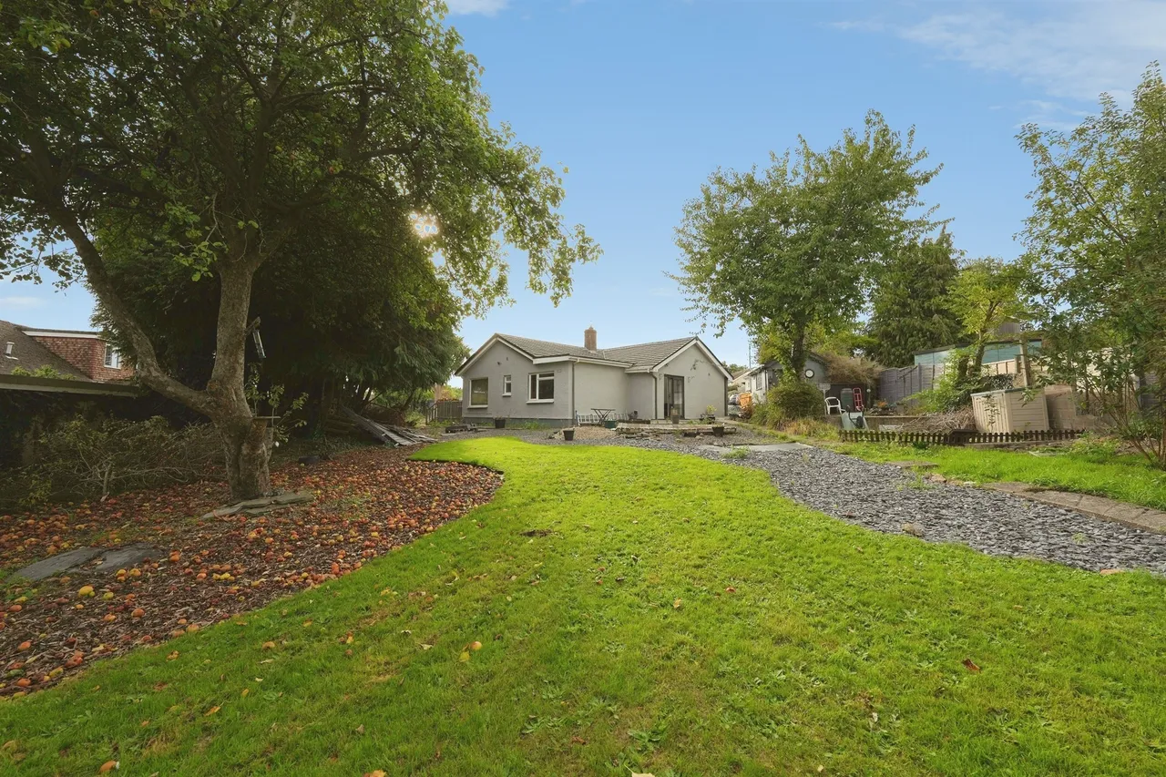 Castle View Chepstow, NP16, photo 2
