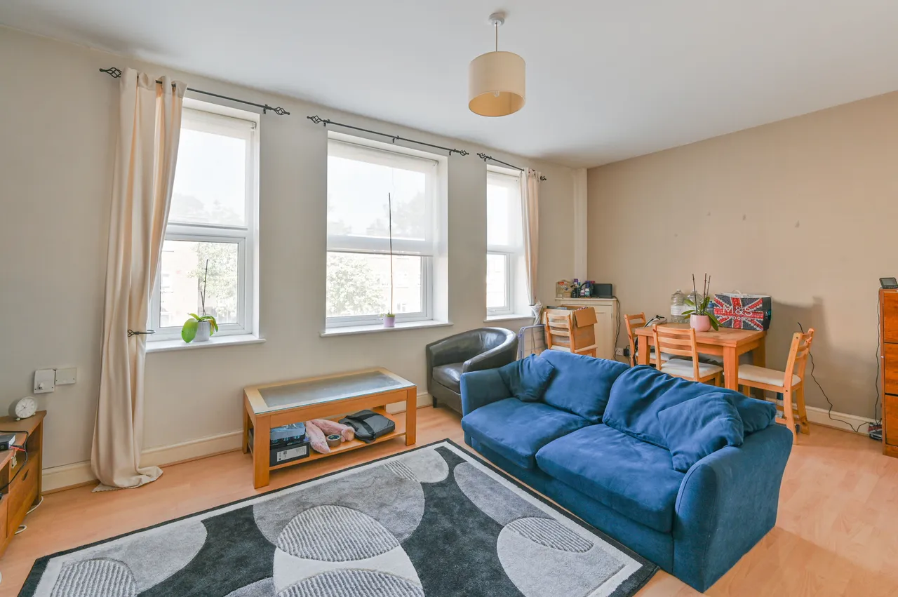 Flat A, 639a Garratt Lane, London, photo 10