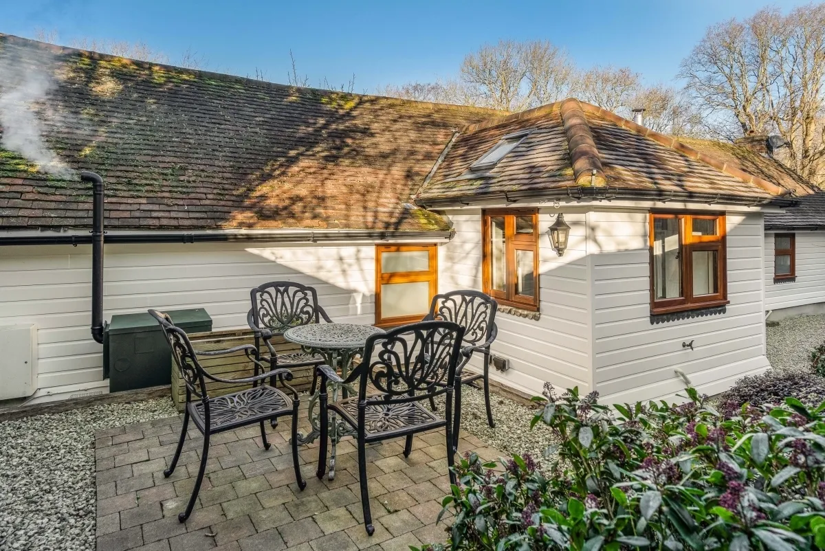 Kerves Lane, Horsham, RH13, photo 11