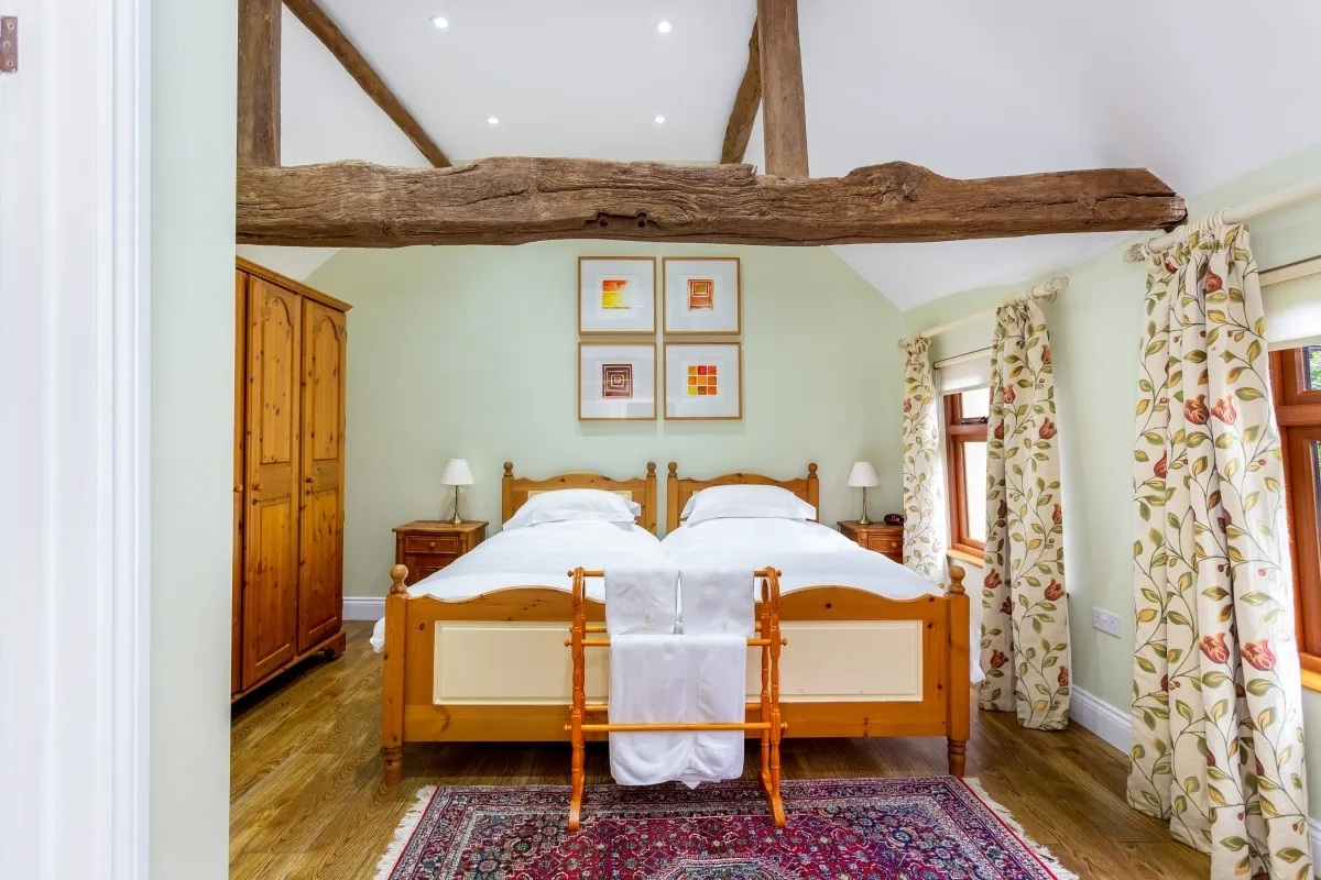 Kerves Lane, Horsham, RH13, photo 7