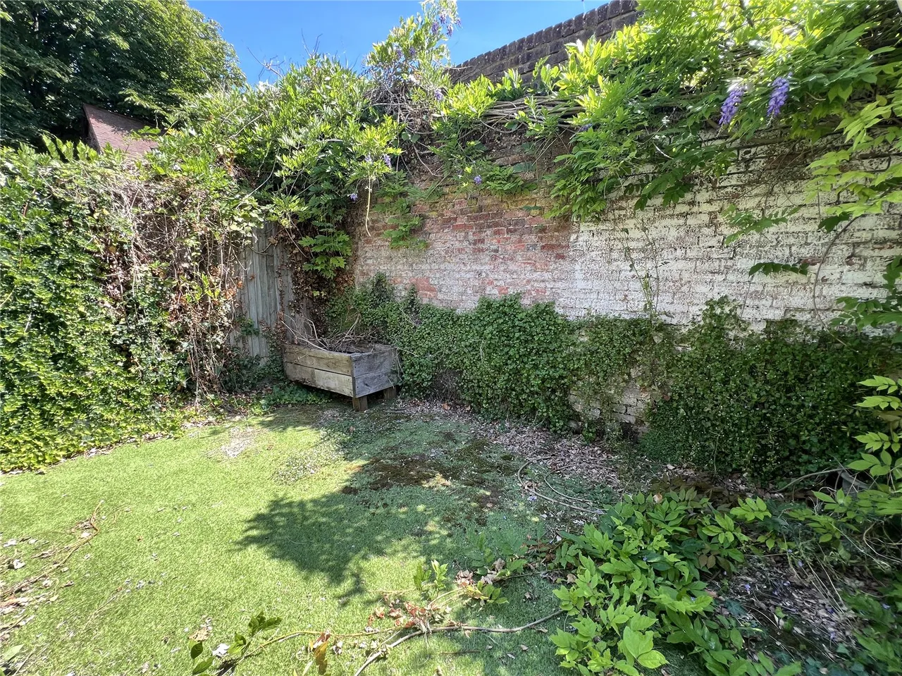 Martyr Road, Guildford, GU1, photo 5