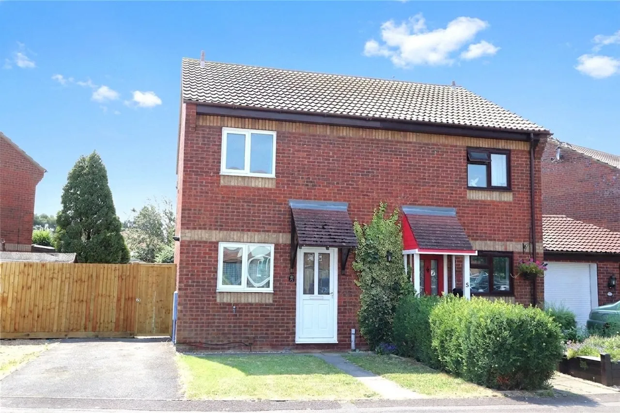 2 bed house for sale, The Close, Little Stoke, BS34