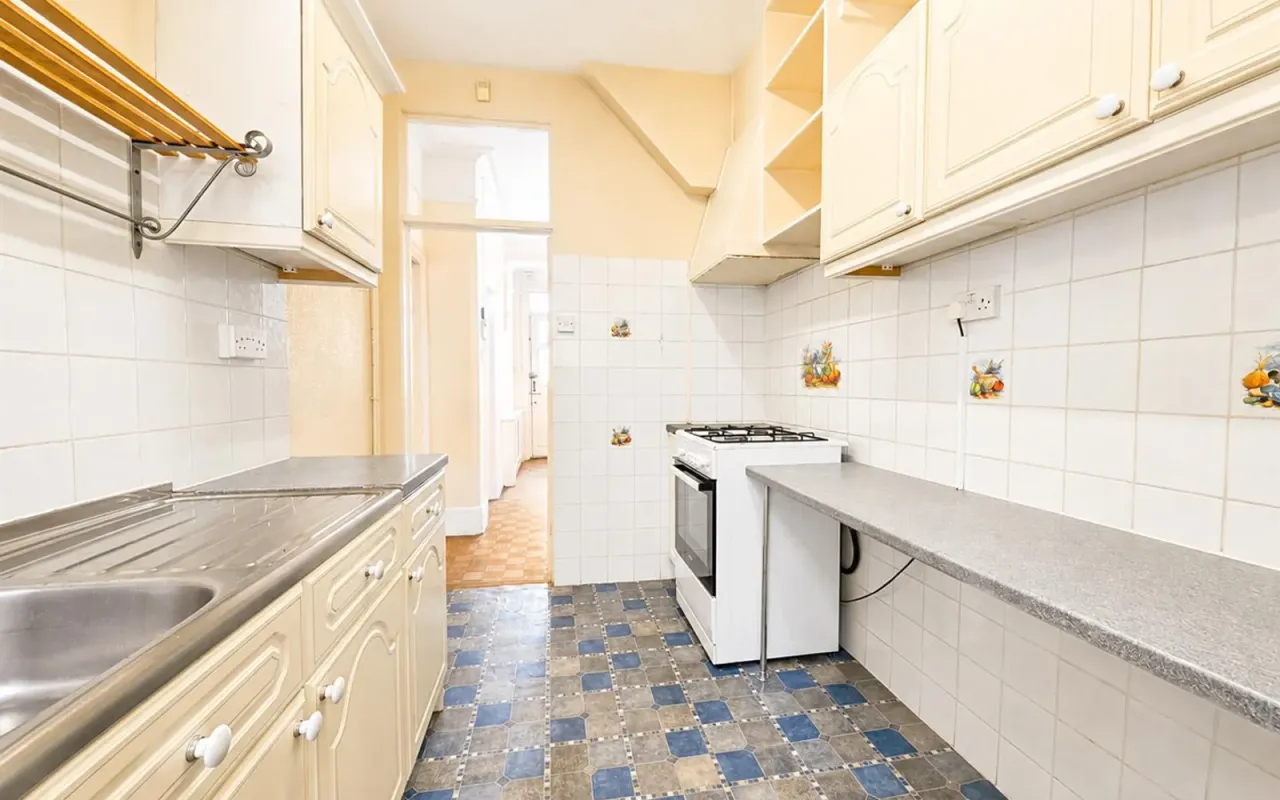 Riverway, Palmers Green, N13, photo 10