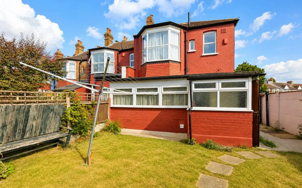 Riverway, Palmers Green, N13, photo 19