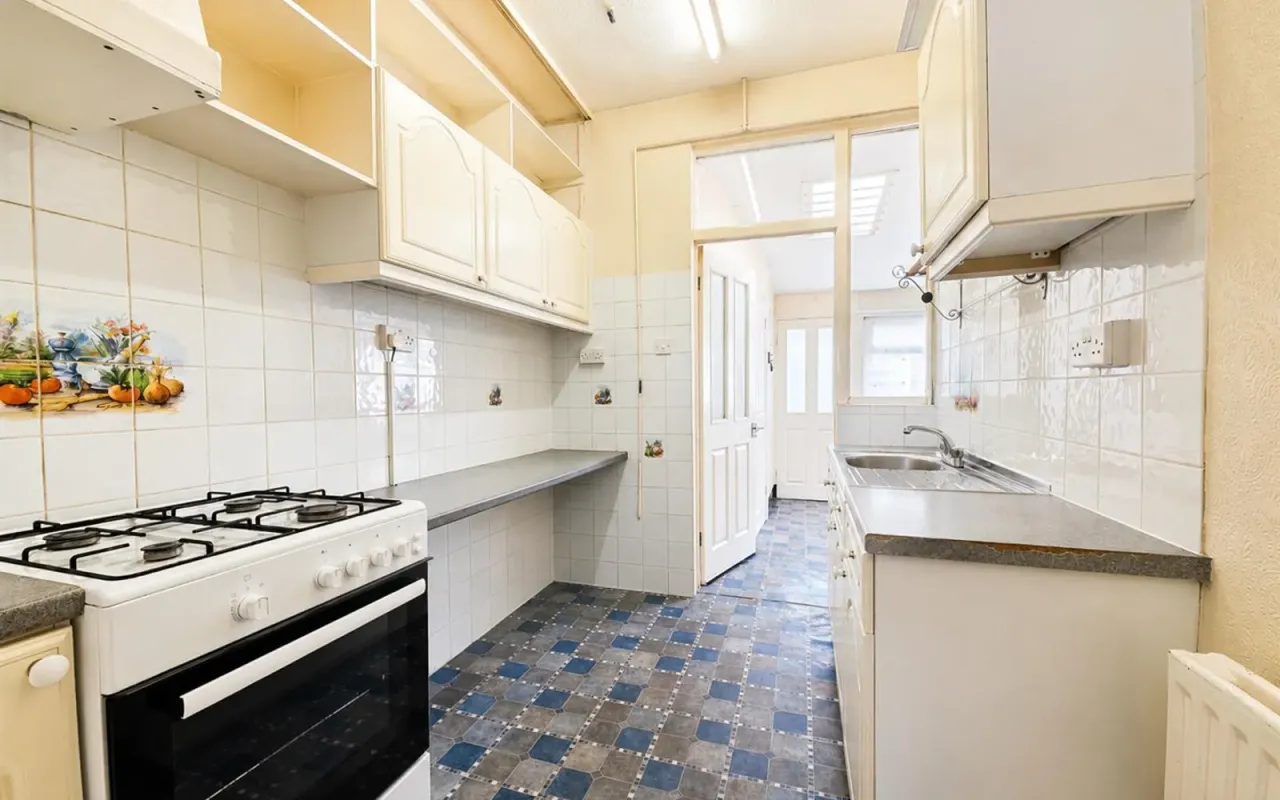 Riverway, Palmers Green, N13, photo 9