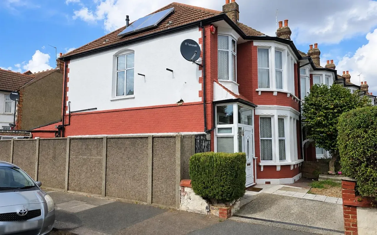 Riverway, Palmers Green, N13, photo 24