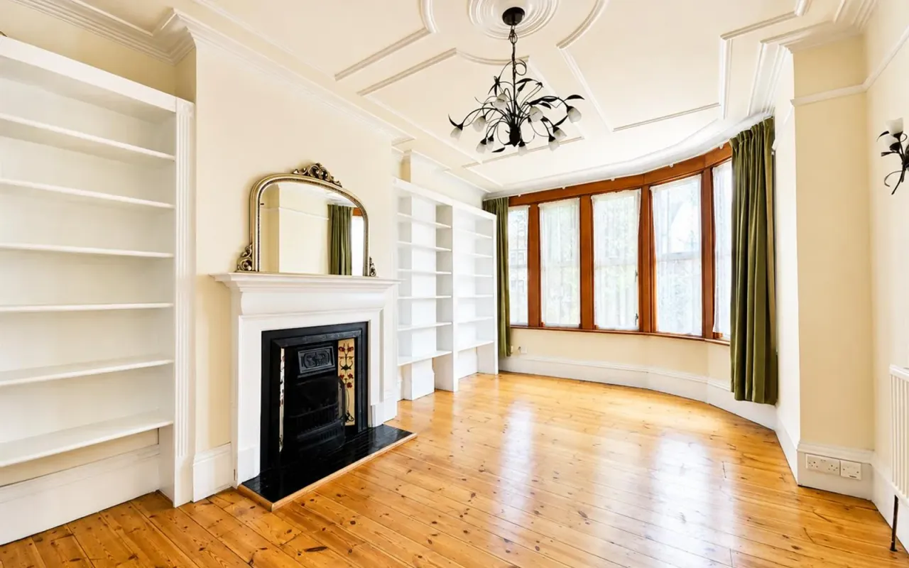 Riverway, Palmers Green, N13, photo 2
