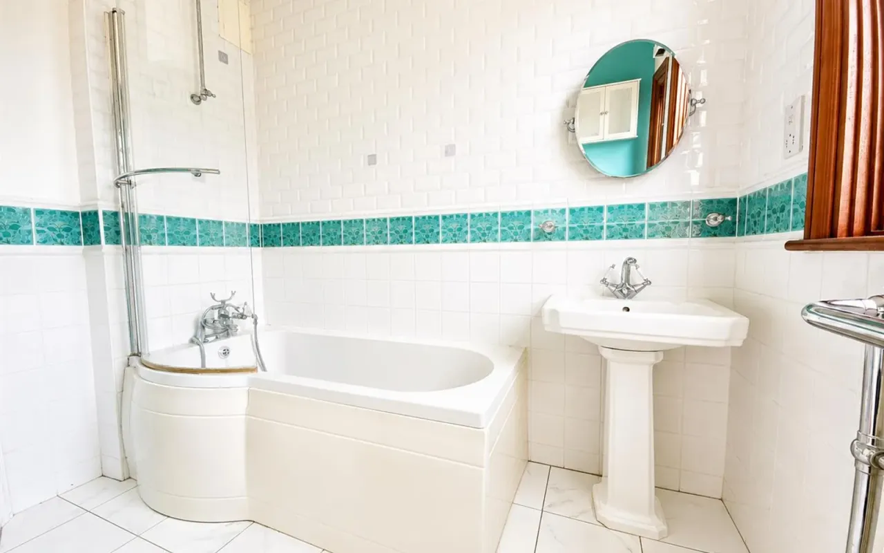 Riverway, Palmers Green, N13, photo 18