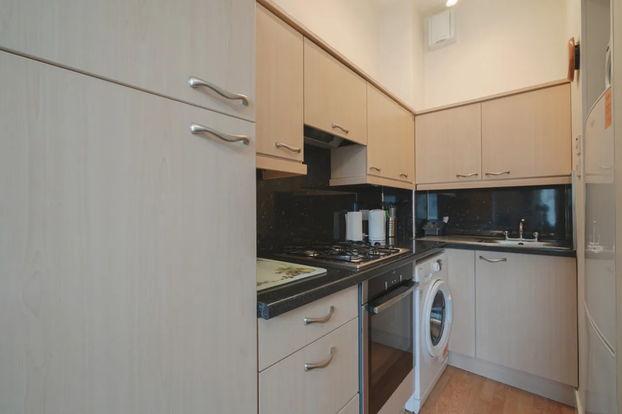 Orchard Street, Aberdeen, AB24, photo 3