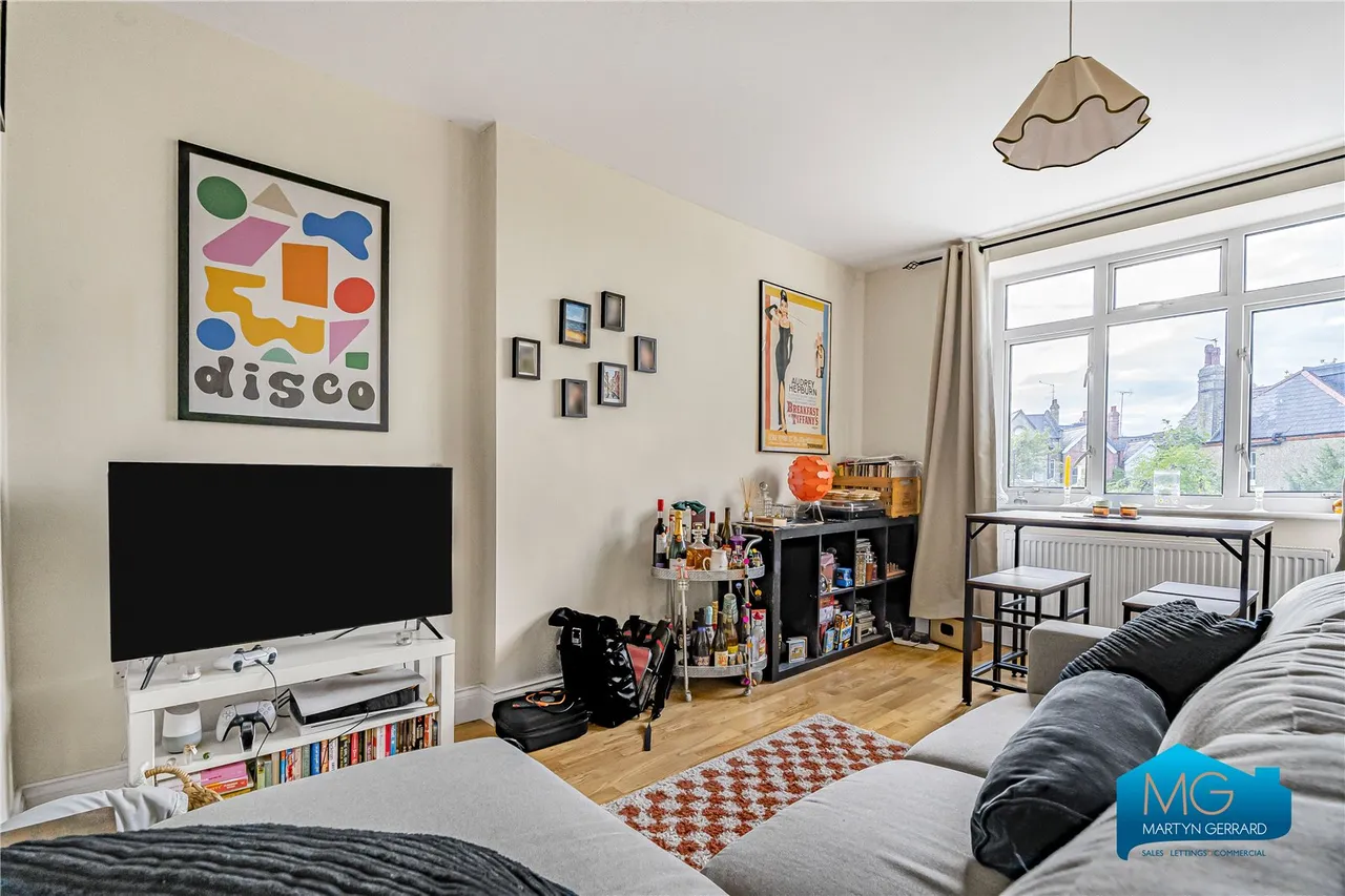 Alexandra Park Road, London, N10, photo 8