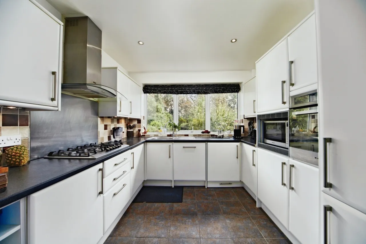 Addington Road, Sanderstead, South Croydon, CR2, photo 2
