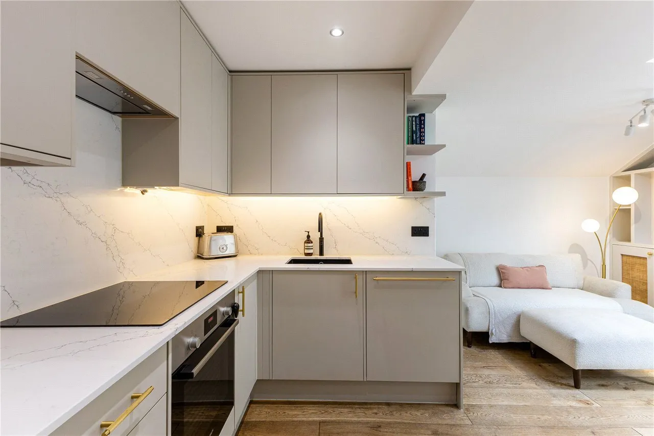 Standen Road, Southfields, SW18, photo 2