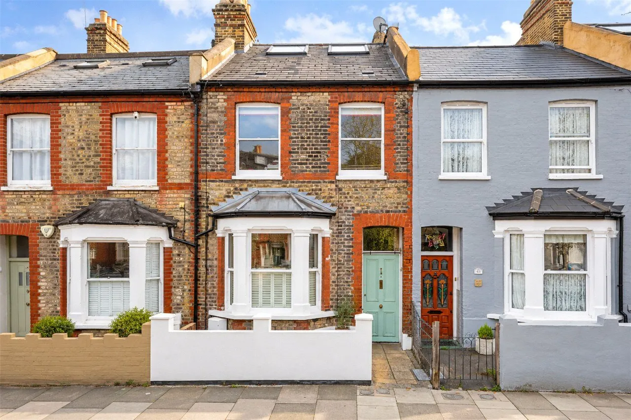 3 bed flat for sale, Standen Road, Southfields, SW18