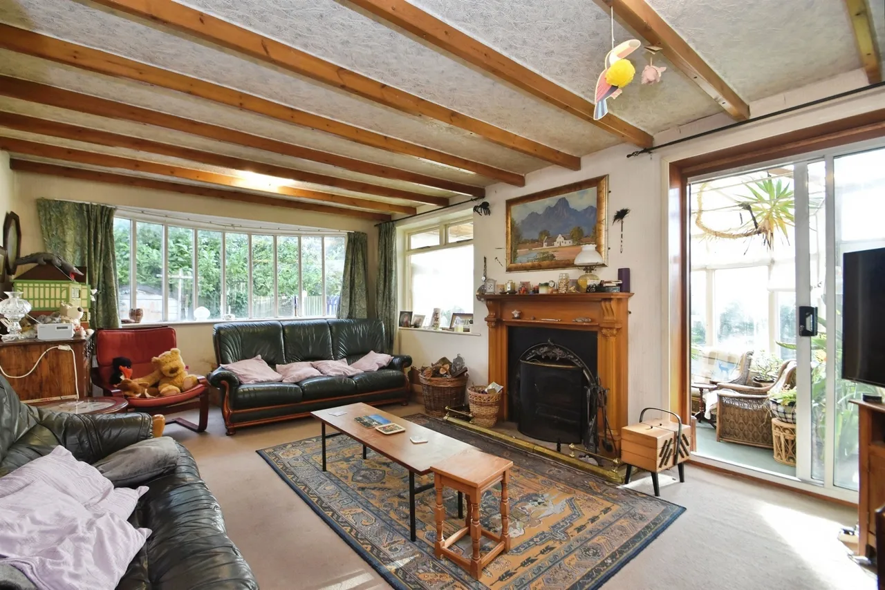 Sunhill Drive, Baildon, Shipley, photo 3