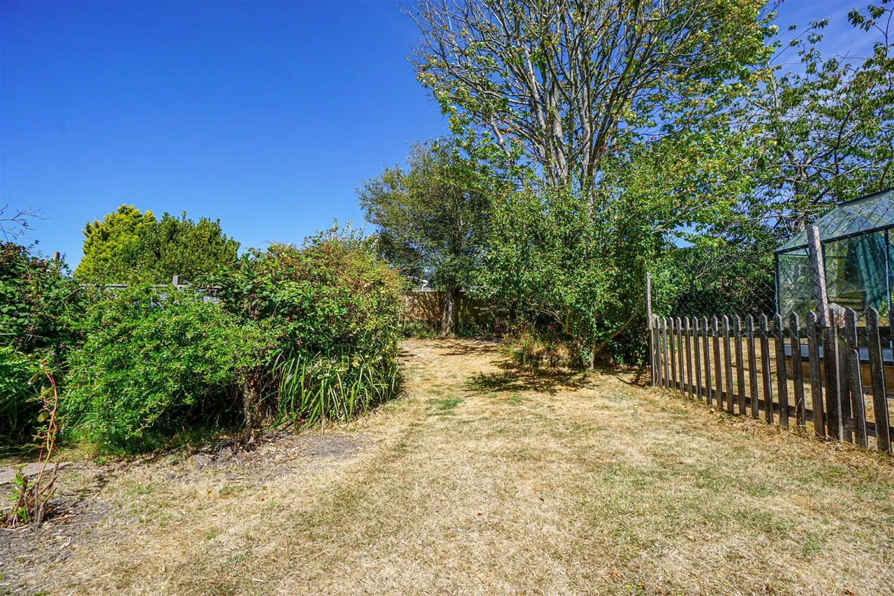 Fairlight Road, Hastings, photo 32