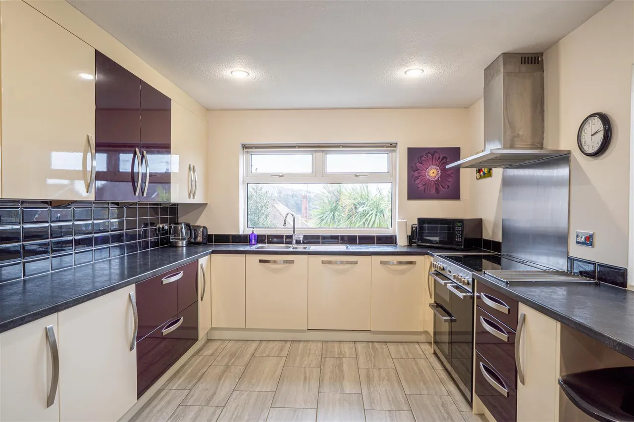 Fairlight Road, Hastings, photo 22