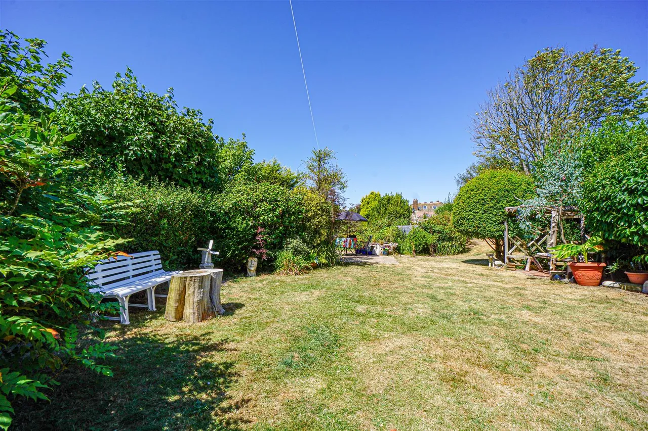 Fairlight Road, Hastings, photo 2