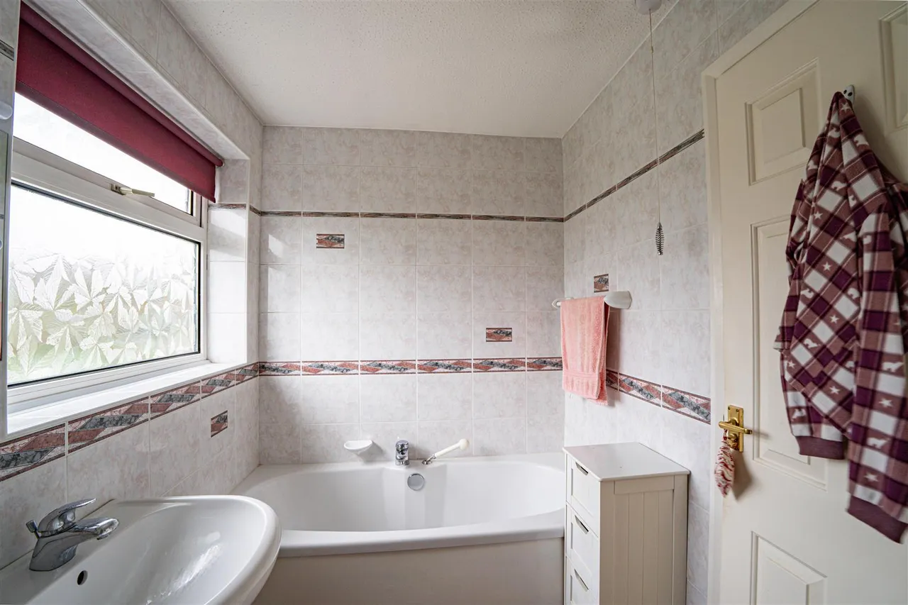 Fairlight Road, Hastings, photo 15