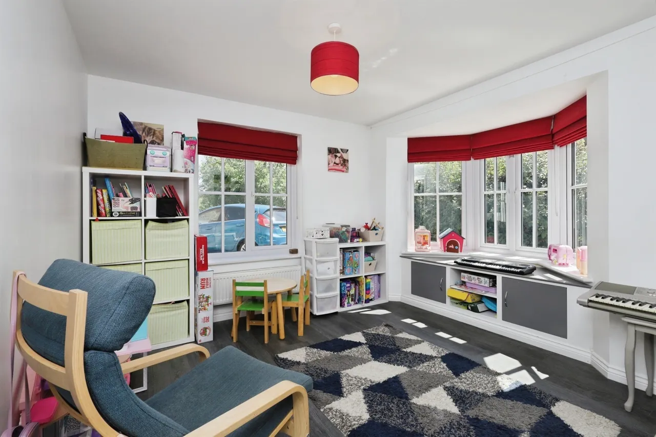 Solent Crescent, Hailsham, BN27, photo 15