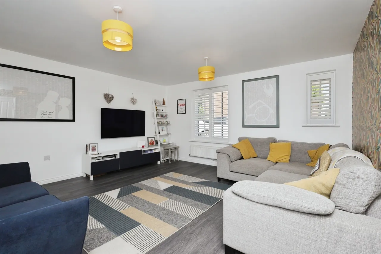 Solent Crescent, Hailsham, BN27, photo 8
