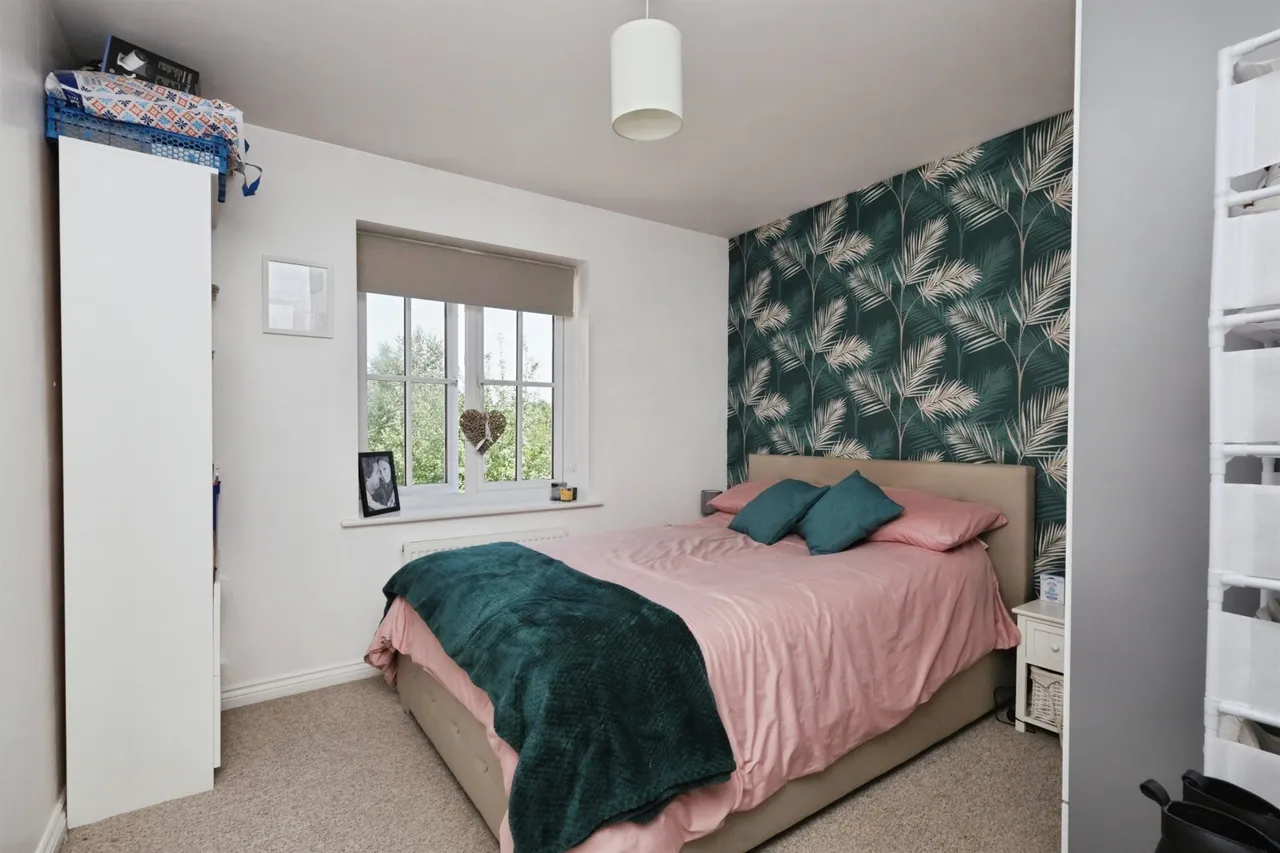 Solent Crescent, Hailsham, BN27, photo 14