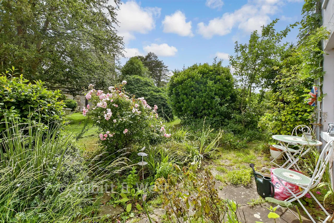 Station Road, Horsham, RH13, photo 17