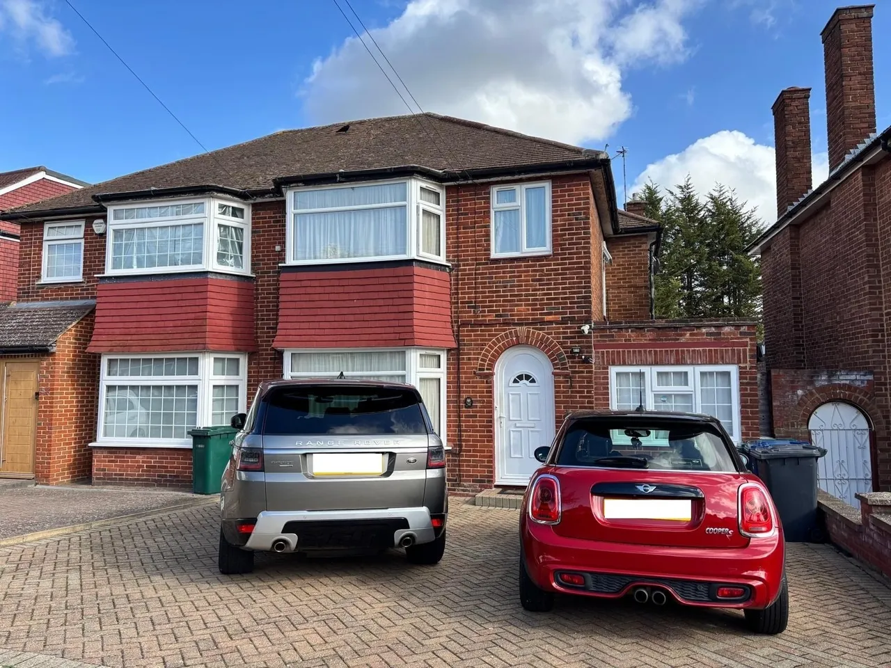 3 bed property for sale, Francklyn Gardens, Edgware, HA8