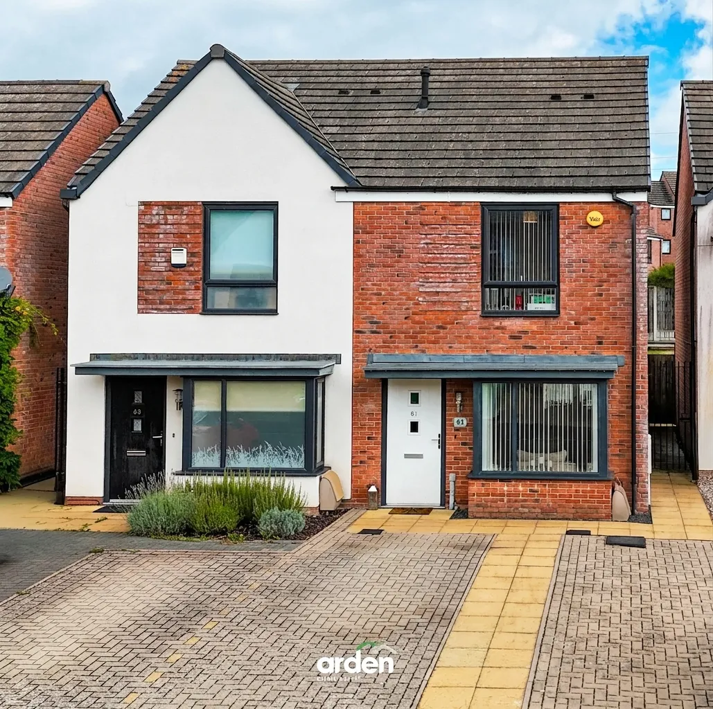 2 bed house for sale, Topland Grove, Birmingham, B31