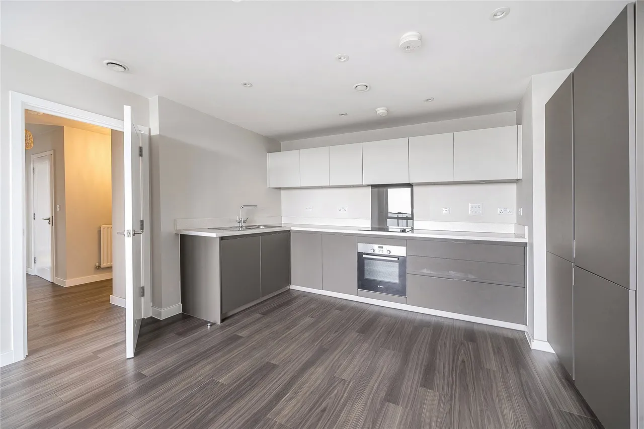 Summit House, Glebe Way, West Wickham, BR4, photo 13