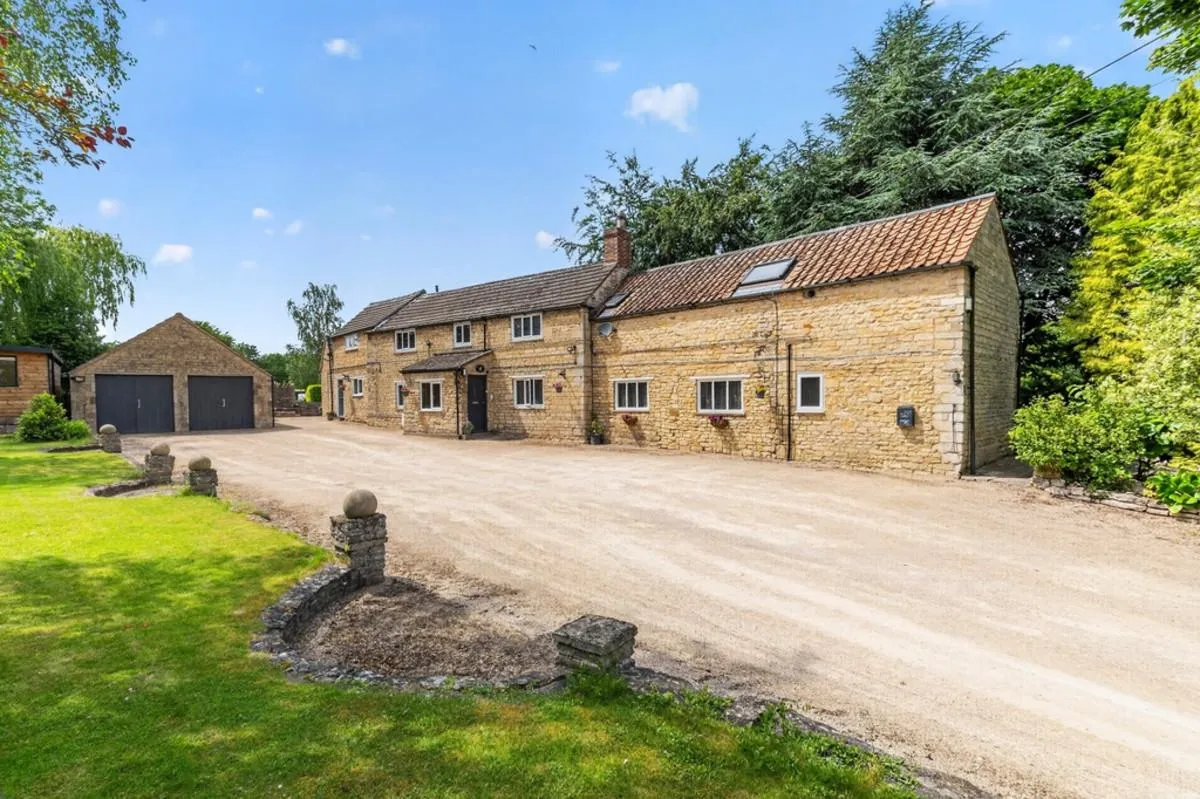 Kettering Road, Weldon, NN17, photo 48