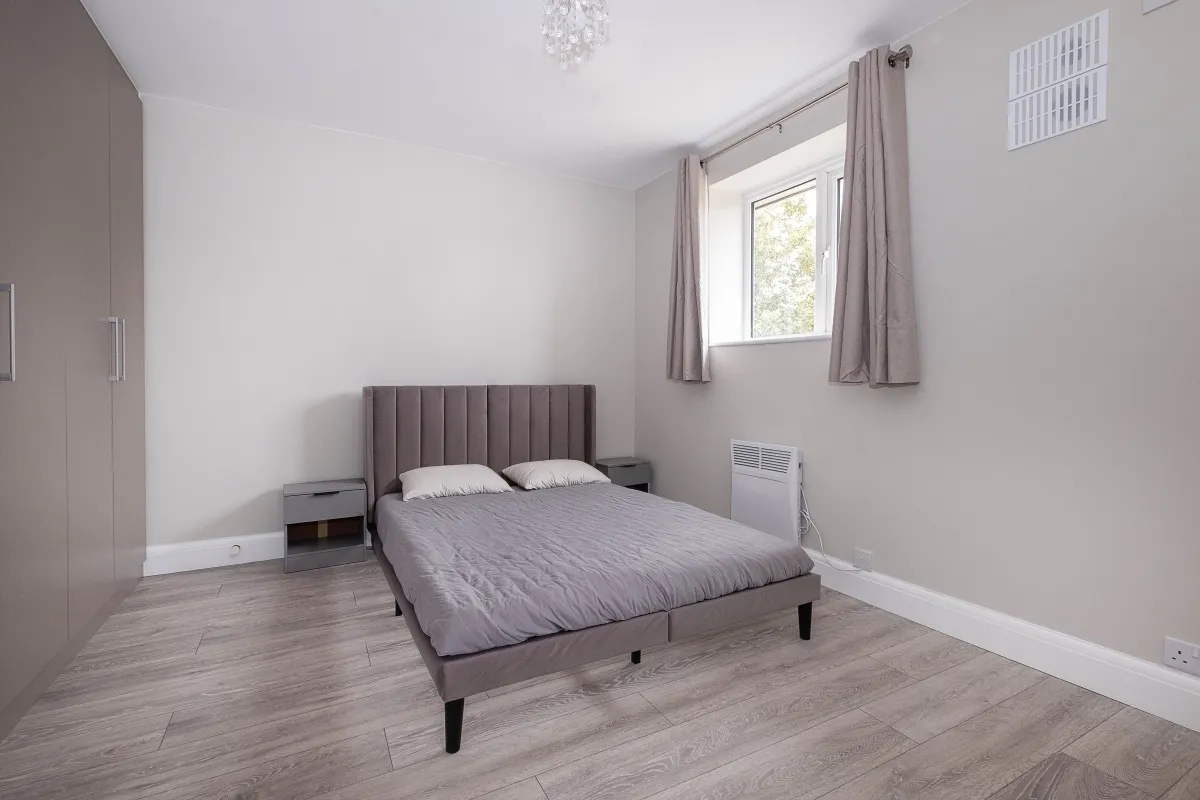 Vine Place, Hounslow, TW3, photo 7