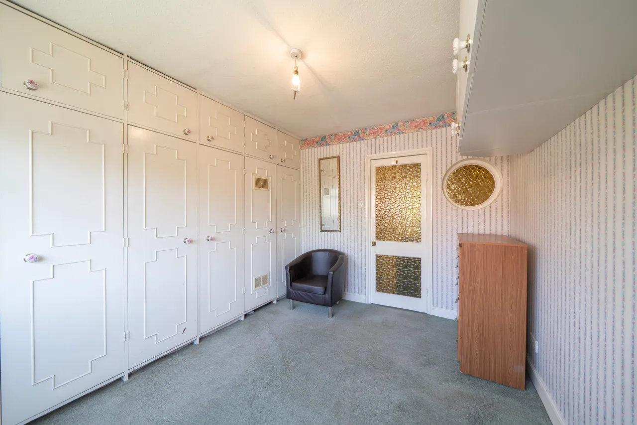 Rockingham Parade, Uxbridge, UB8, photo 10