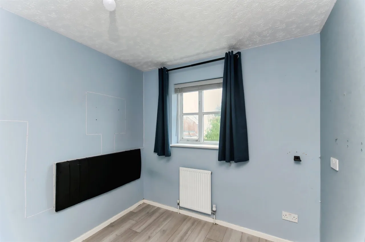 Broad Oak Close, Eastbourne, BN23, photo 11