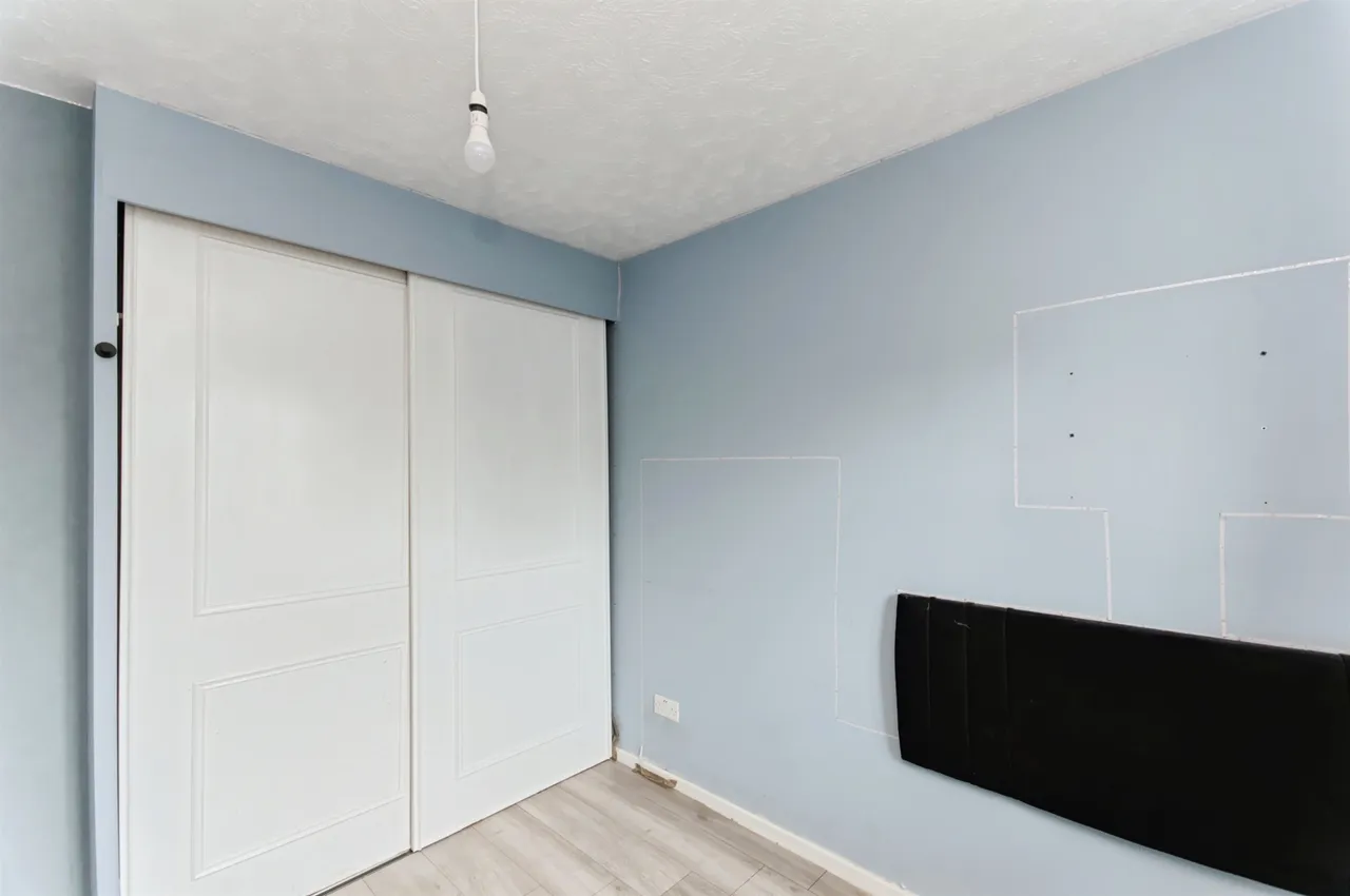 Broad Oak Close, Eastbourne, BN23, photo 12