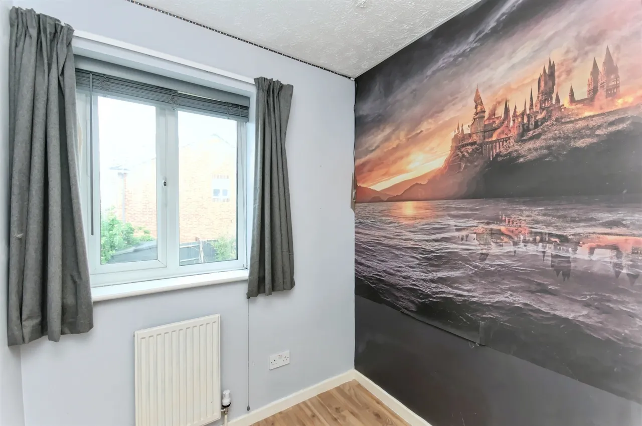 Broad Oak Close, Eastbourne, BN23, photo 13