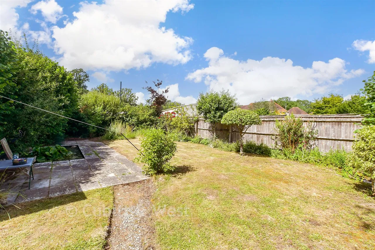 Petworth Road, Kirdford, RH14, photo 8