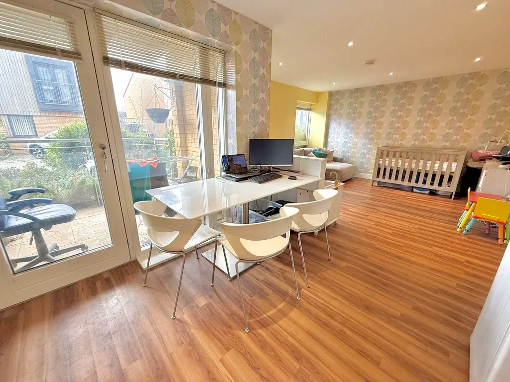 Richmond Drive Houghton Regis, Dunstable LU5 5GD, photo 6