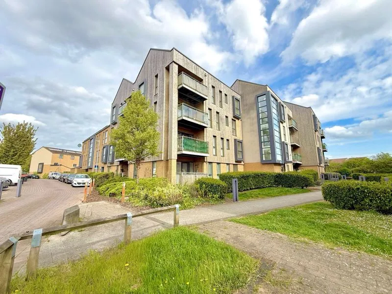 Richmond Drive Houghton Regis, Dunstable LU5 5GD, photo 12