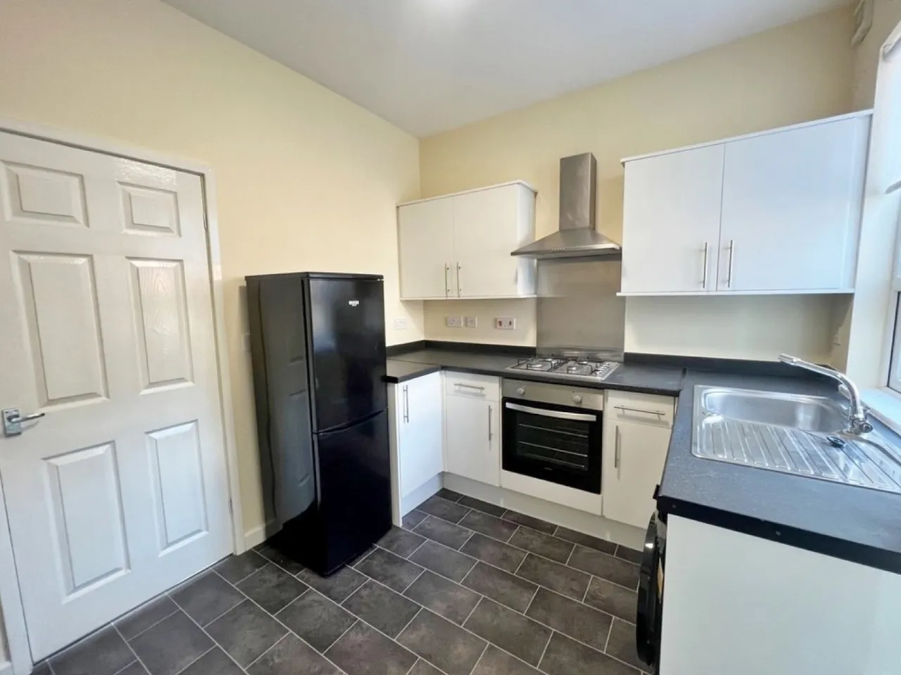 Wood Street, Widnes, photo 3